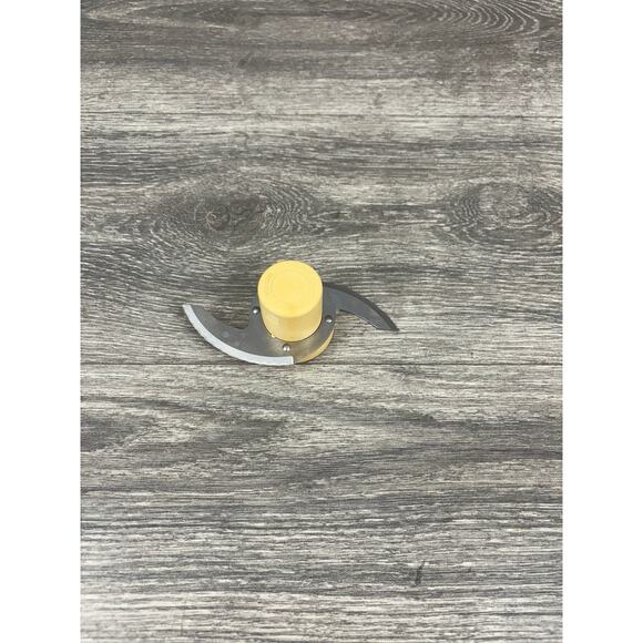 Cuisinart Little Pro Plus LPP / DFP-3 Food Processor CHOPPING BLADE # DLC-501TX - Picture 1 of 7